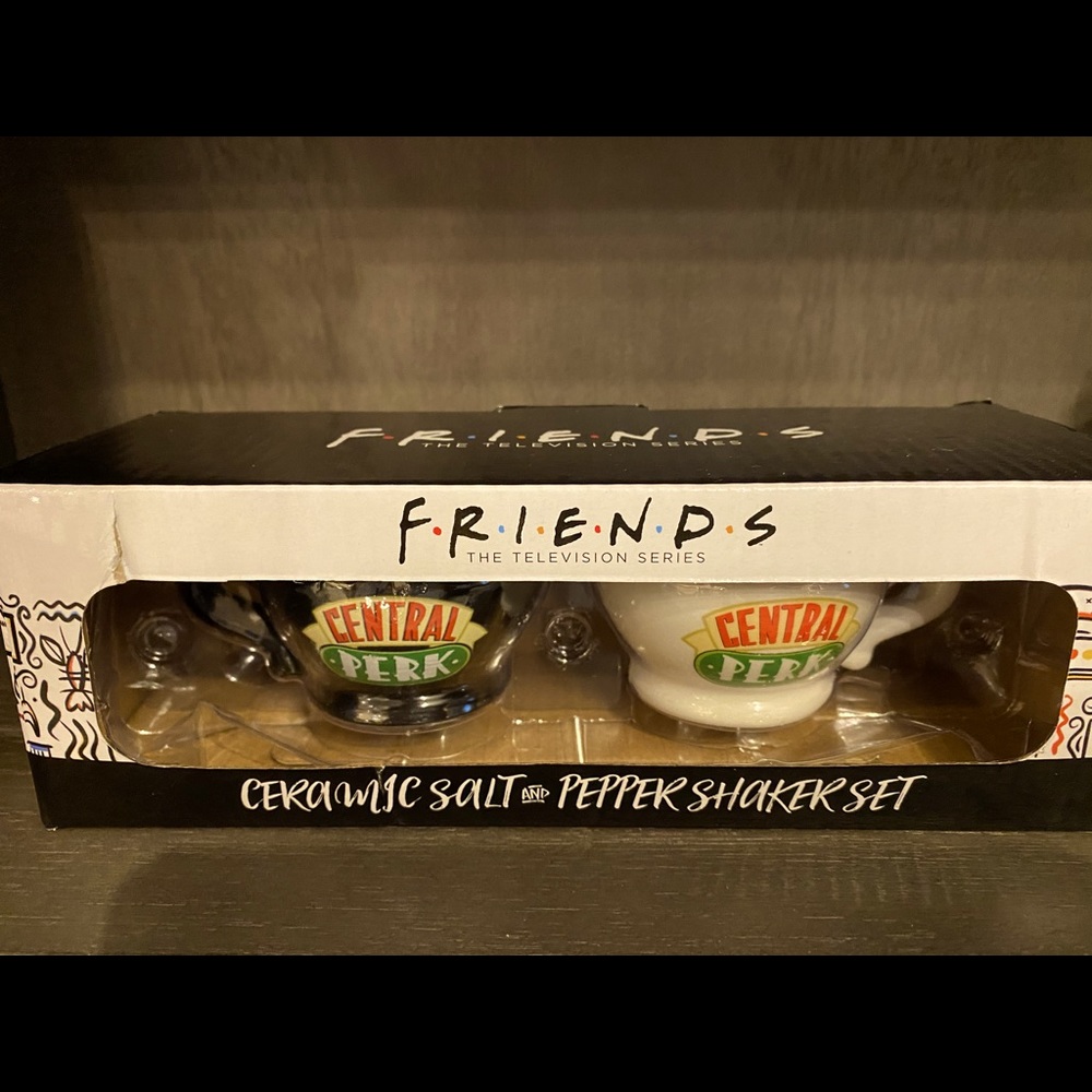 FRIENDS Central Perk Salt/Pepper Shakers